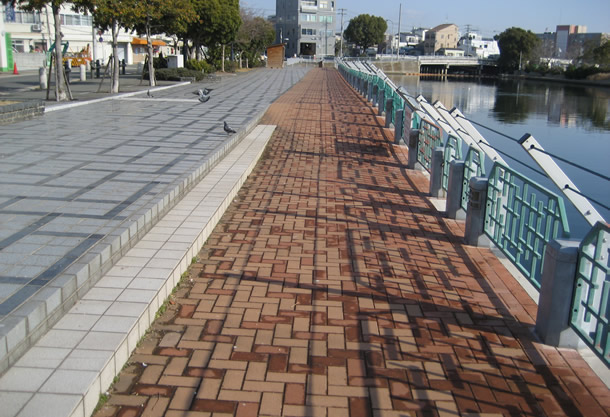 兵庫運河（神戸市）