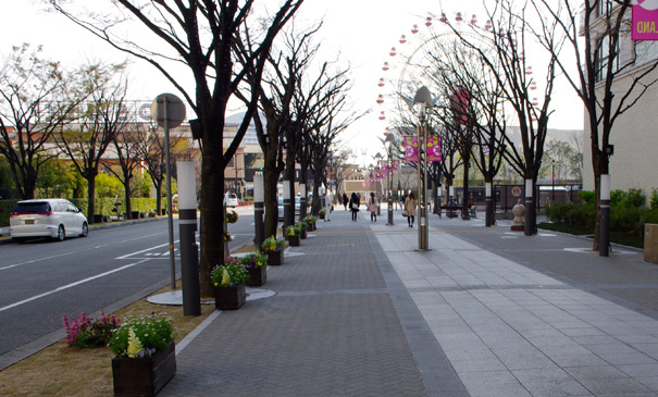 ハーバーランド歩道(神戸市)