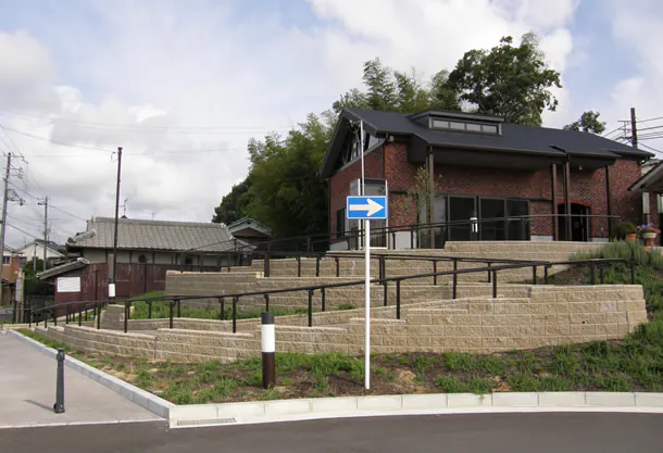 神鉄樫山駅前（小野市）