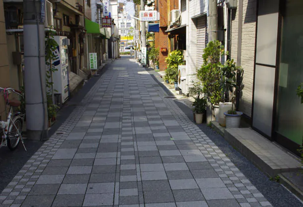 新開地コミュニティ道路　(神戸市)