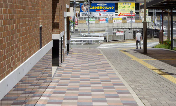 マンション周辺歩道(神戸市)