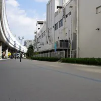 中突堤歩道(神戸市/ムーブネオブラスト・デミG)