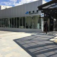 ＪＲ高槻駅前：西口(大阪府高槻市/ピアジェストーン)