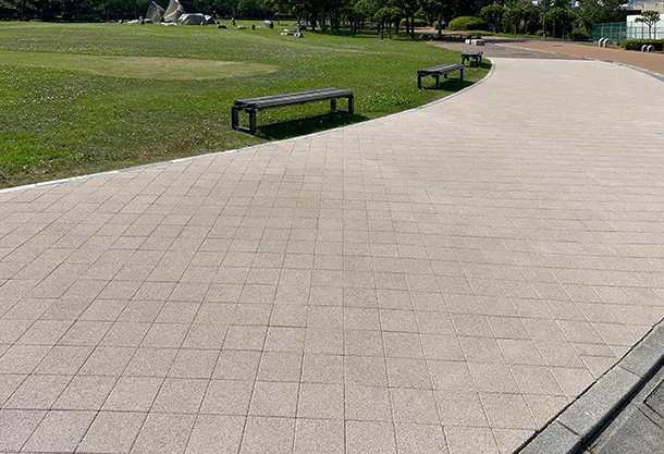 ポートアイランド中公園(神戸市) | クールスポットペイブ®・グランパムH