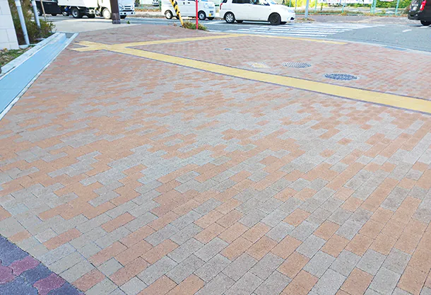 歩道舗装(神戸市) | アンティックカラー・グランパムH